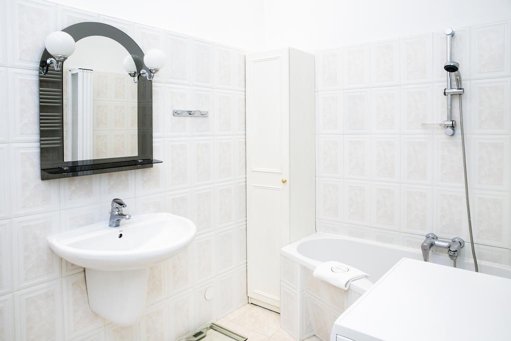 Roommate Apartments Boduena Varşova Oda fotoğraf