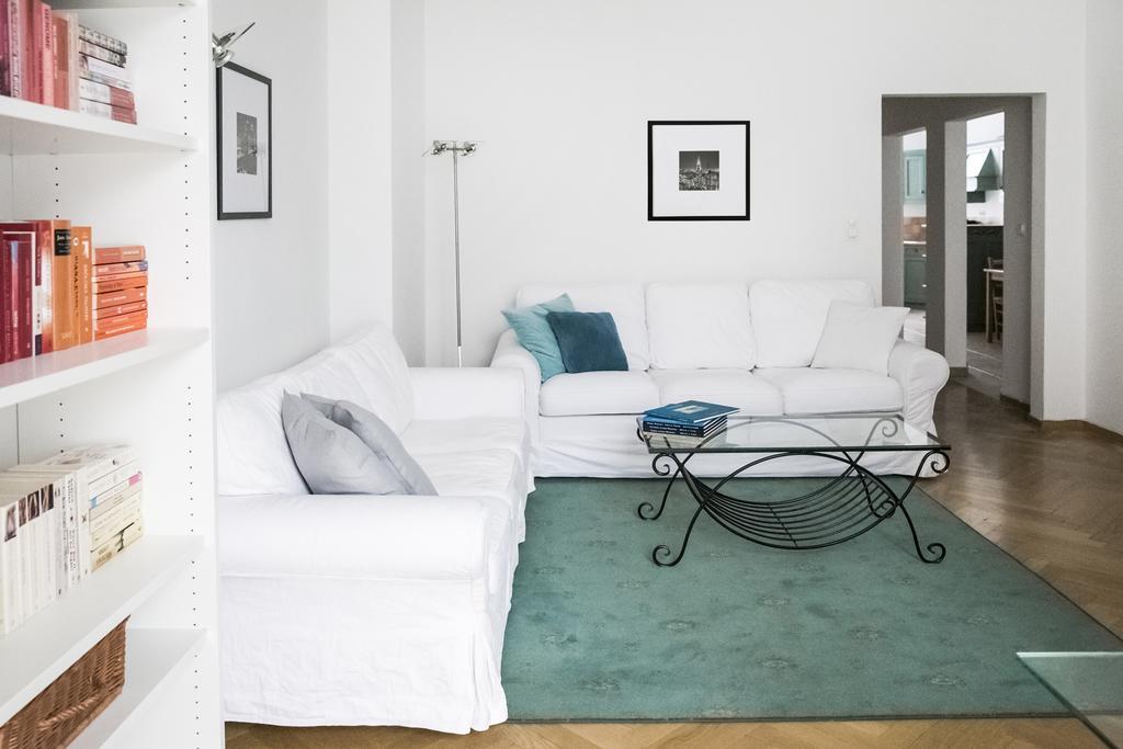 Roommate Apartments Boduena Varşova Oda fotoğraf